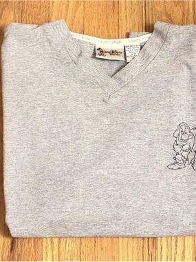 Vintage Walt Disney World Grumpy Wear V-Neck Short Sleeve Tee - Light Gray